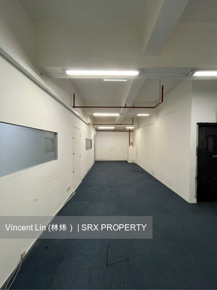Tong Lee Building (D13), Factory #537837121